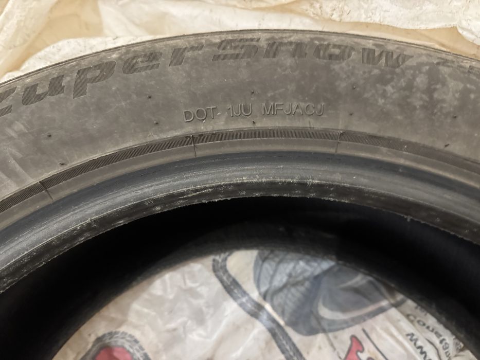 Cauciucuri de iarna 235/55R19