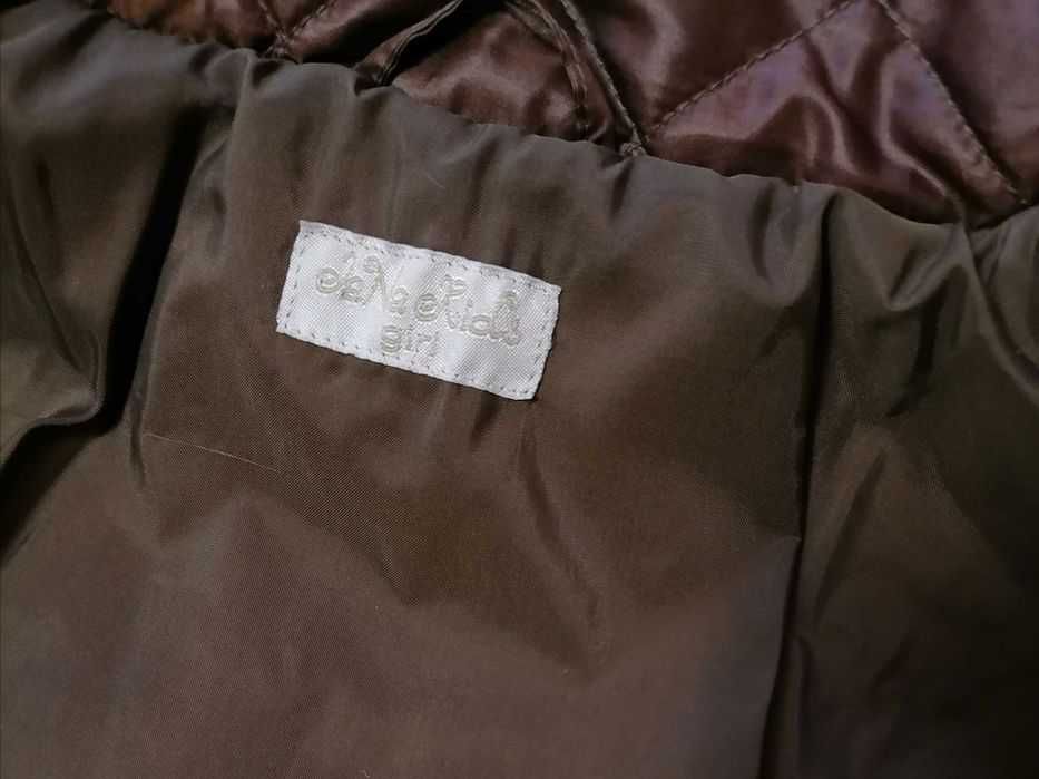 Олекотено яке за момиче