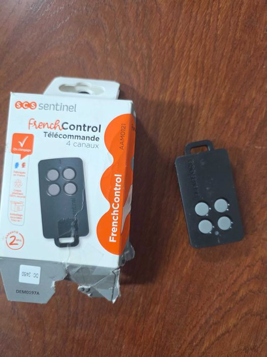 Telecomanda garaj SCS SENTINEL AAM0121, control la distanta, negru,50m