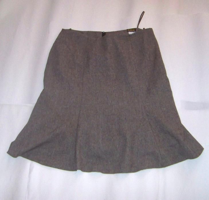 Vand set de dama Moda Lux: sacou si fusta - marimea 52