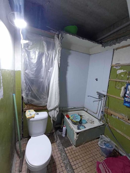 прадам квартиру 2х комнатную переделаную в 3х