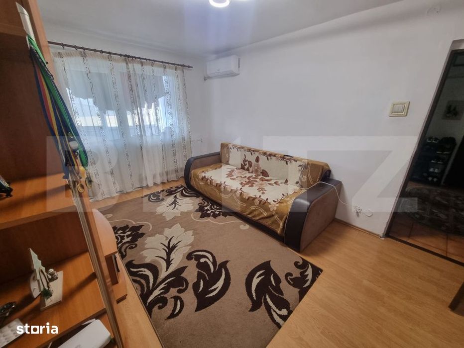 Apartament 3 camere, Craiovita Noua zona Niela