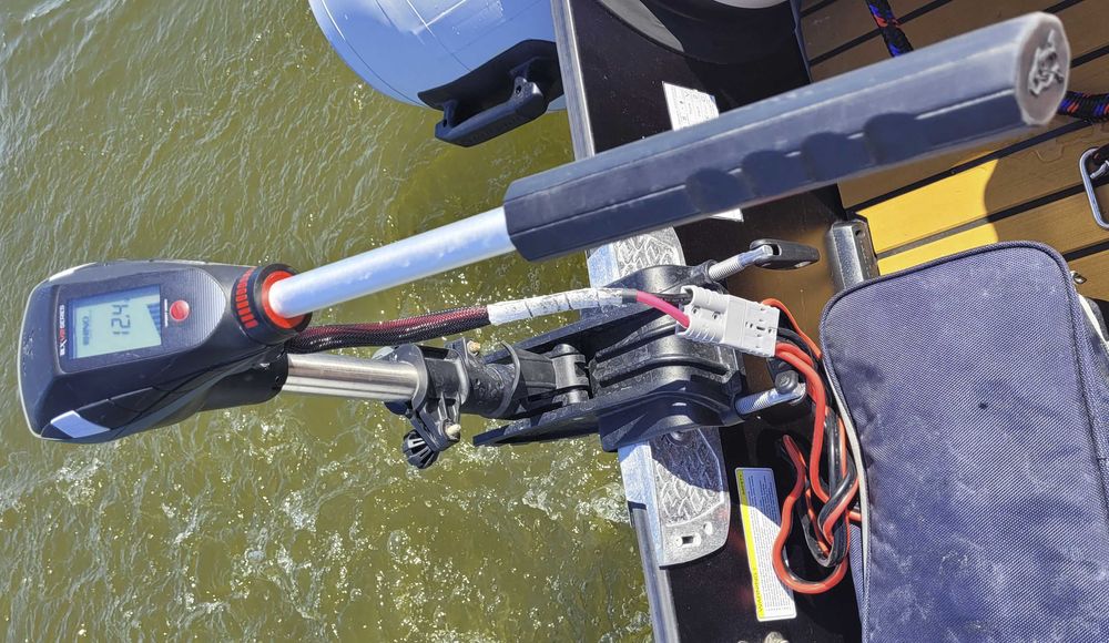 motor electric + baterie si accesorii pentru barca