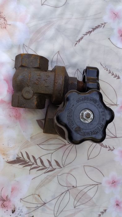 Спирателни кранове 1 ½"