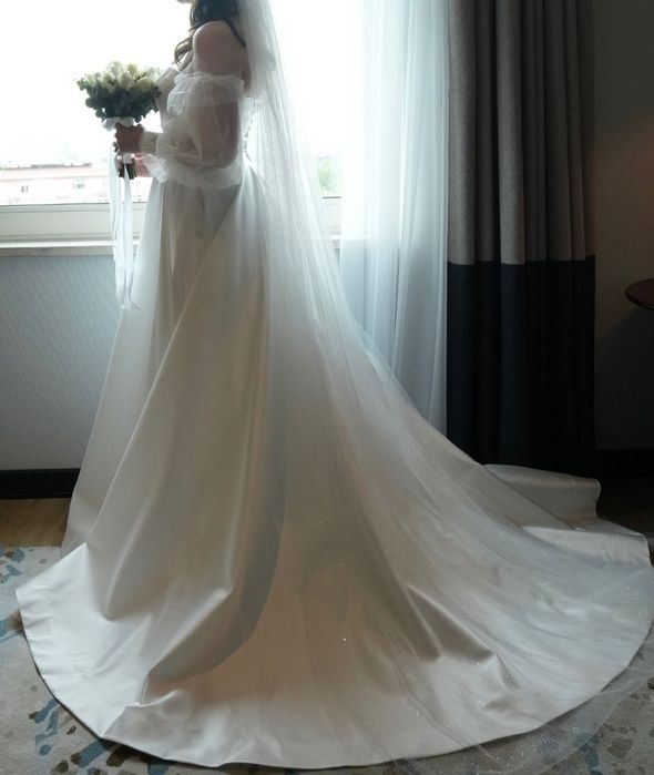 Свадебное платье