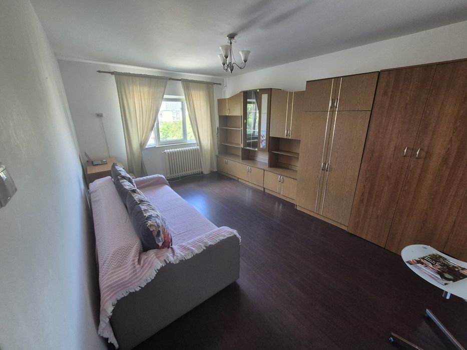 Apartament pentru inchiriat