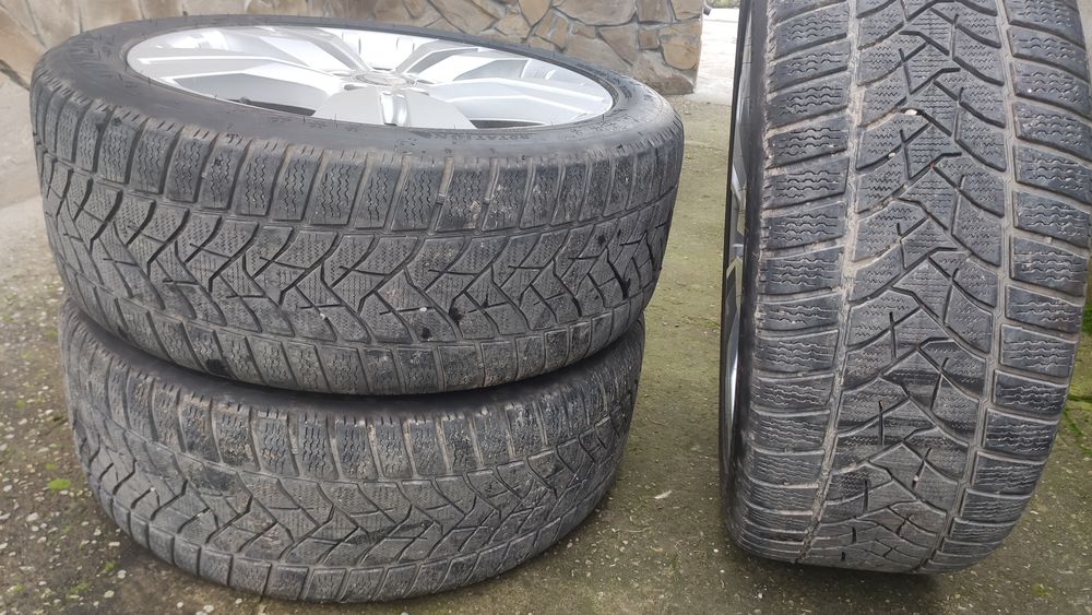 3 бр. Зимни гуми Dunlop 255 45 20