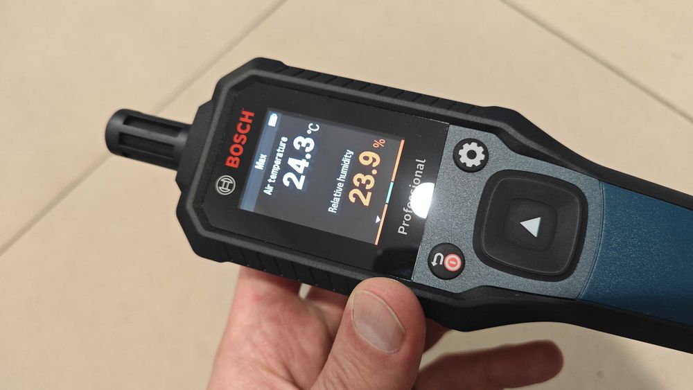 Термо-хигрометър Bosch Professional