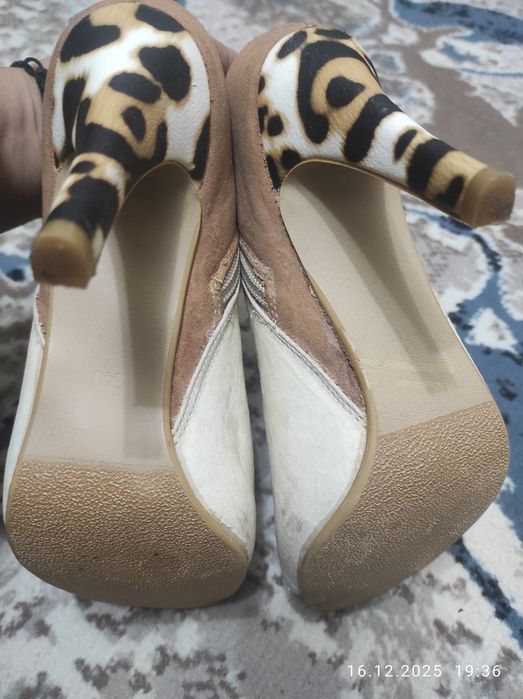 Женские  Туфли 37 размер