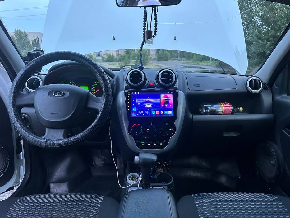 Lada granta 2018 год