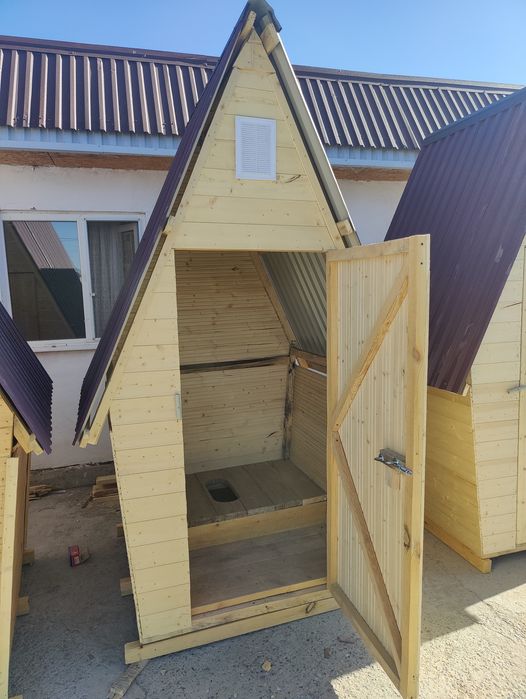 Продаётся уличный туалет