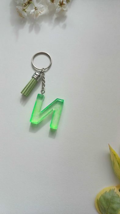 Ключодържатели с буква от епоксидна смола
