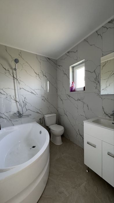 Vand Casa Vila P+1 Navodari 4 camere 2 bai
