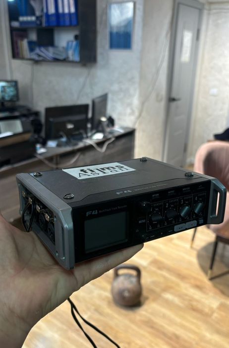 Зум апарат сатылады