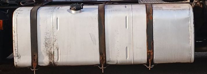 Сотилади бак ман