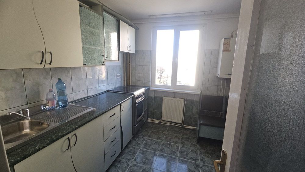 Apartament 3 camere Calea Romanului et.3