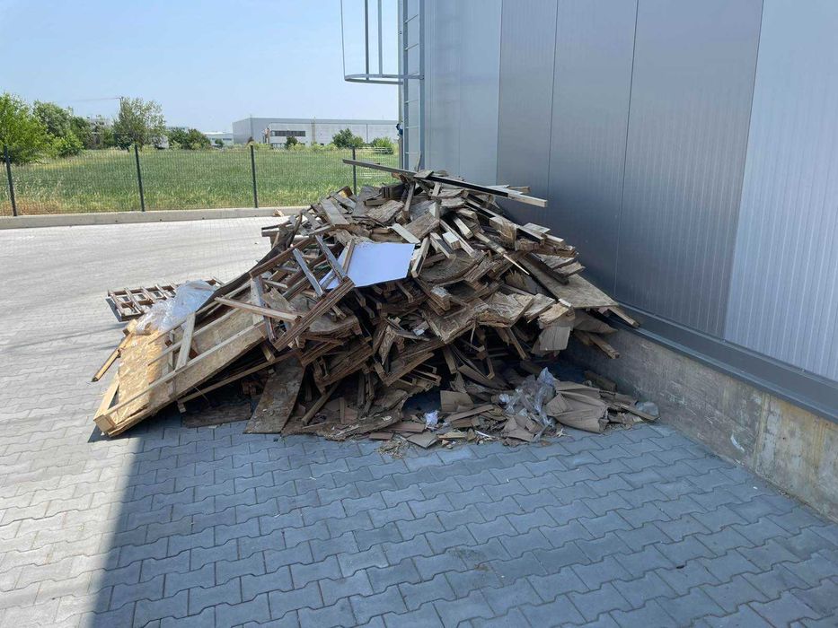 Дървен материал Дърва за огрев БЕЗПЛАТНО