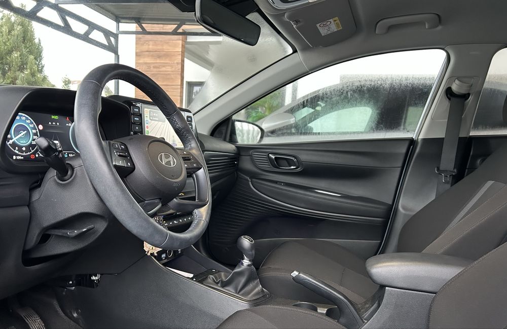 Hyundai i20, 1.2, Led Line, 2024, 10.000 km, + anvelope iarna cu jante