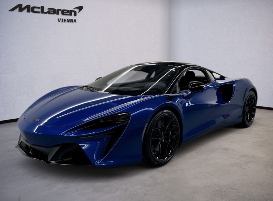 McLaren Artura 2026