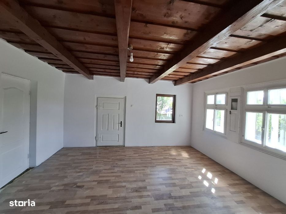 Casa Traditionala + Casa noua la tara langa Cluj. Teren 2000mp