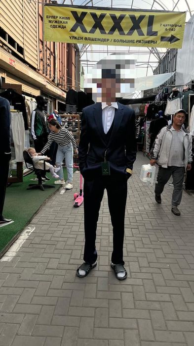 Продам тройка костюм!