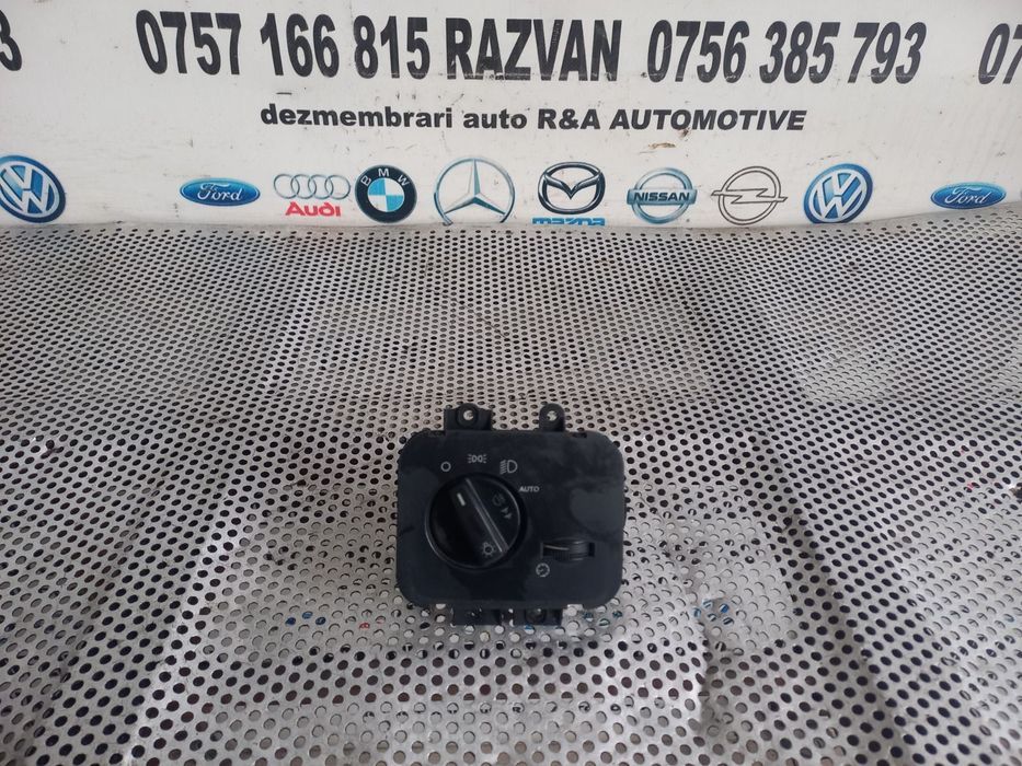 Bloc Lumini Land Rover Range Rover Sport L320 An 2005-2006-2007-2008-2009-2010-2011-2012 Volan Stanga Dezmembrez Range Rover Sport L320 2.7 Tdv6 Motor