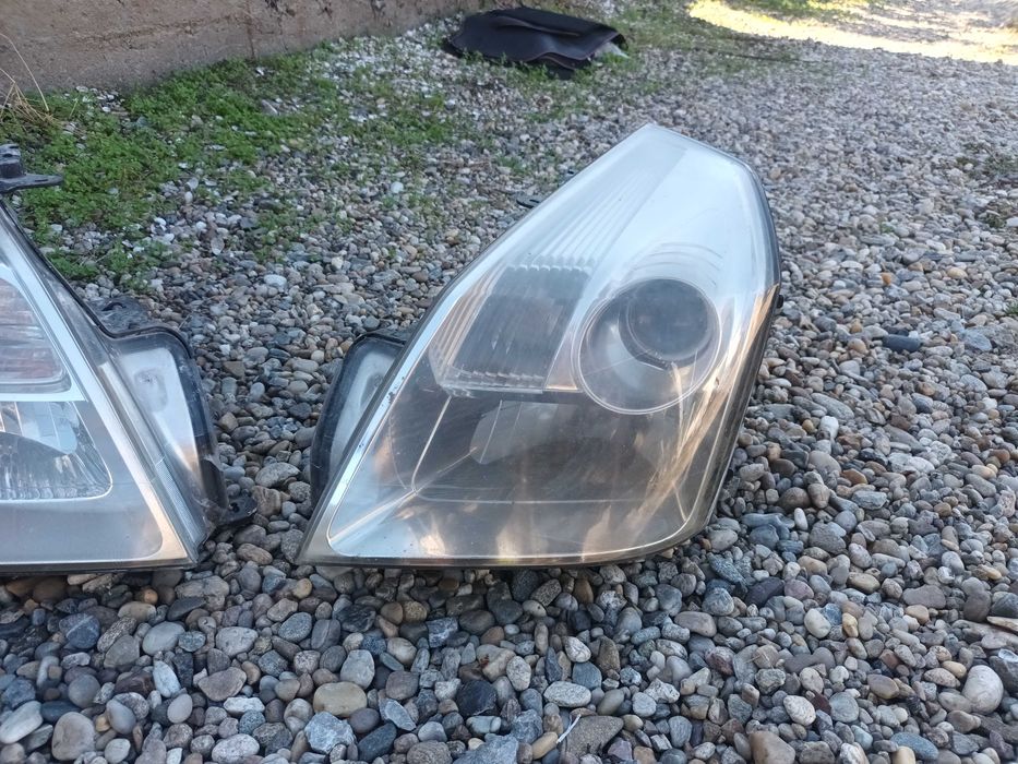 ляв и десен ксенон фар за рено вел сатис RENAULT VEL SATIS