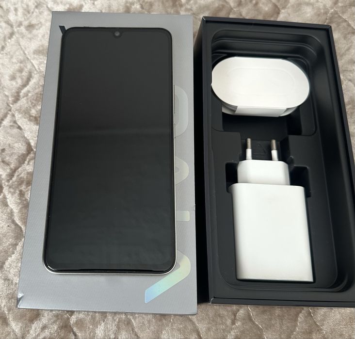 Vivo V25e 8/128гб