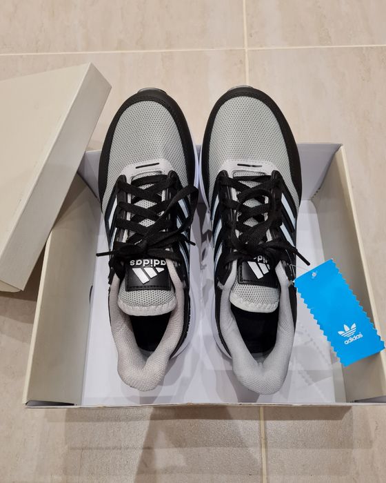 Adidas маратонки - ТОП модел ! ! !