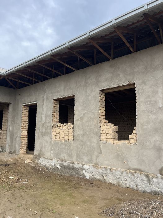 Uchaska srocna sotiladi arzon narhta