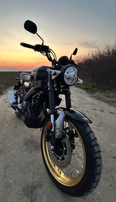 Yamaha XSR125 Legacy 2023 12.000km