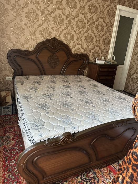 2 kishilik krovat matrasi bilan