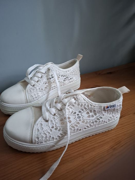 Pantofi sport marimea 41