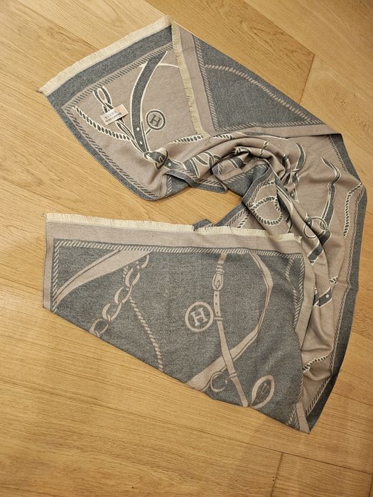 HERMES шал -наметка кашмир