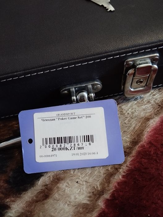 Продам покер настольный