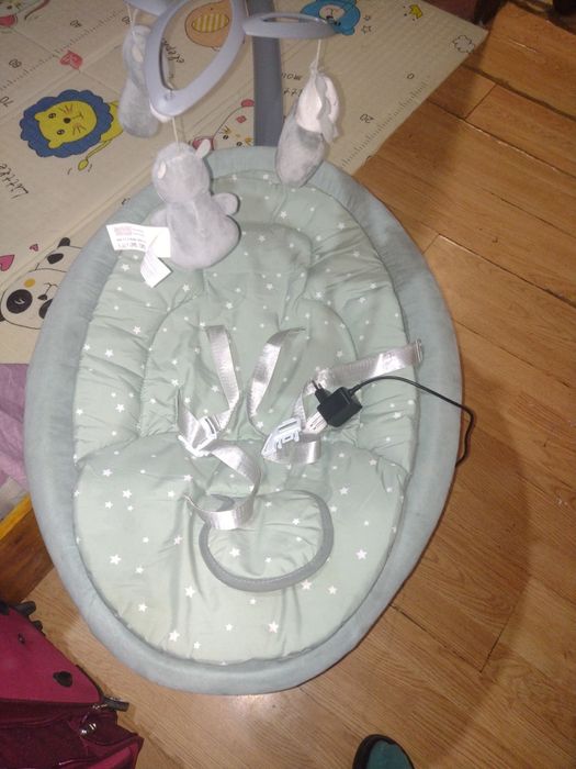 Музикална люлка за бебе