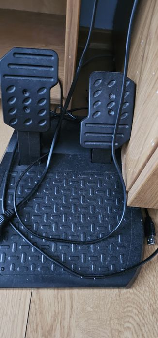 Ps4 2 Джойстика 5 Игри + Волан спедали  500гб