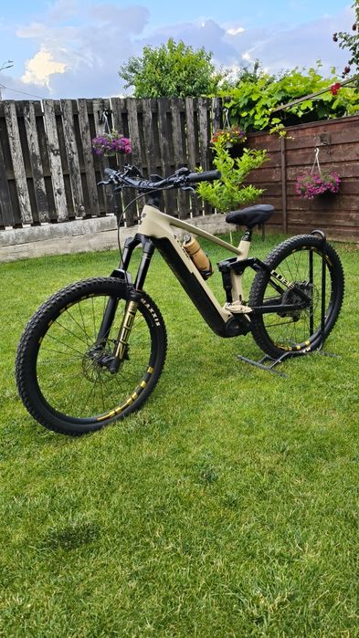 Bicicleta electrica Cube Stereo Hybrid 160 Hpc Sl 750 27.5