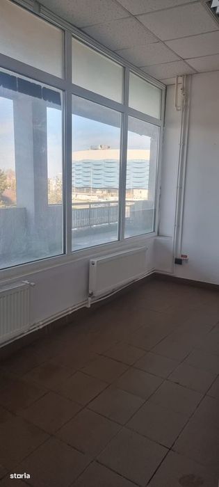 Vand/ Inchiriez Spatiu Comercial Central