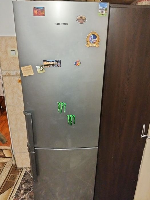 Vand frigider samsung