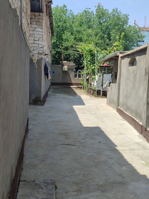 Toshkent shahar Yangi Xayot tumanida uchastka 4.7 sotix srochno sotila