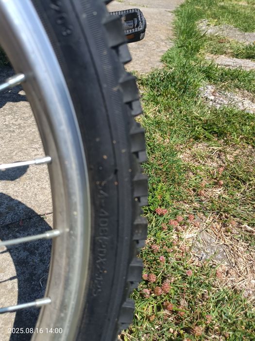 Vând bicicletă copii roți 20 inch