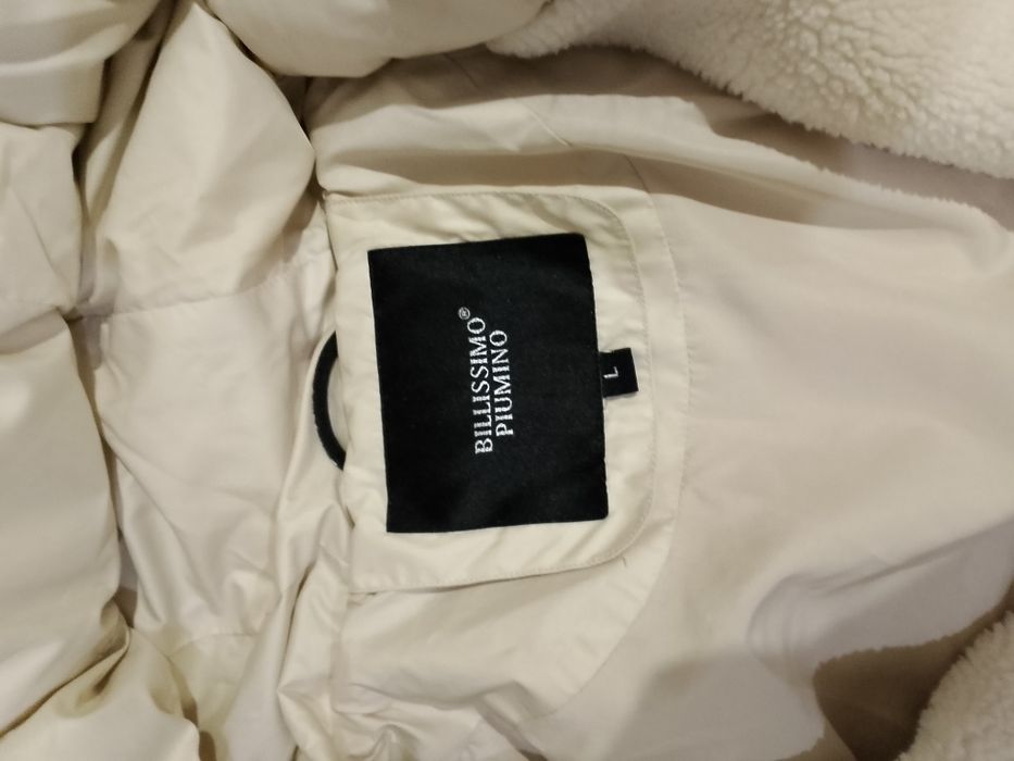 Продам женские куртки