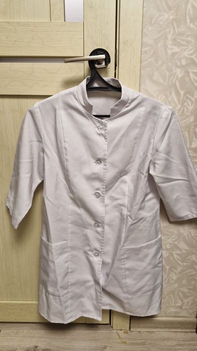 Продам Медицинские халаты