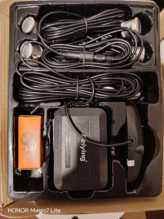 Senzori de parcare cu display