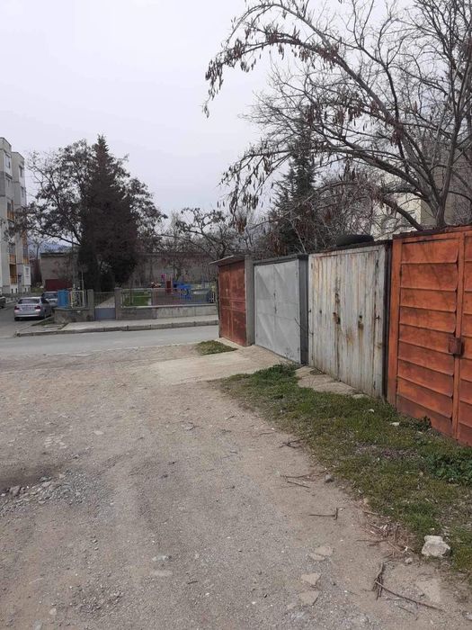 Дава се под наем Гараж / Паркомясто в Сливен, Ново село - 22 кв.м за 25.5 € - Снимка #2