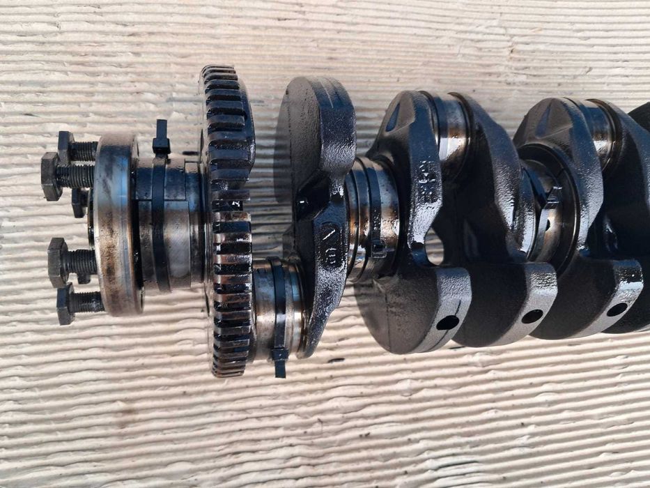 Opel Astra H Zafira B, set pistoane cu biele, arbore vibrochen, 1,6