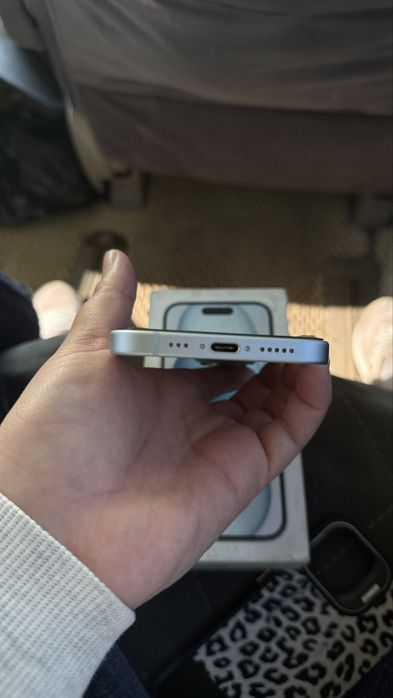 Айфон 15 в идеальном состояний