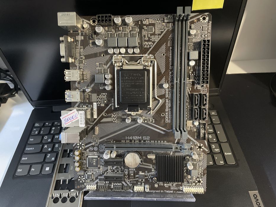 плата Gigabyte H410M S2, s1200