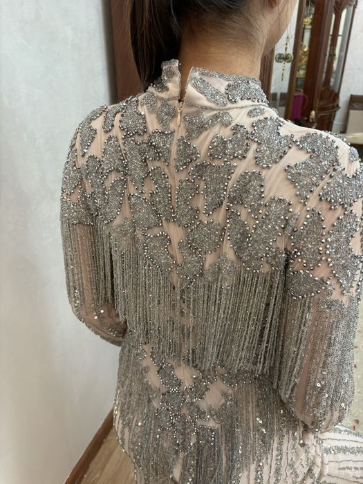 Вечерние платья